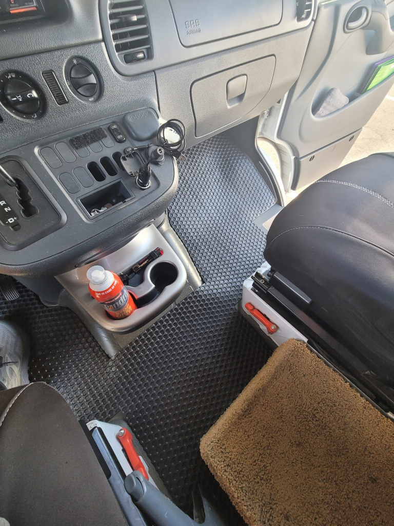 20012006 T1N Sprinter Van Rubbertite Front Floor Mat Black