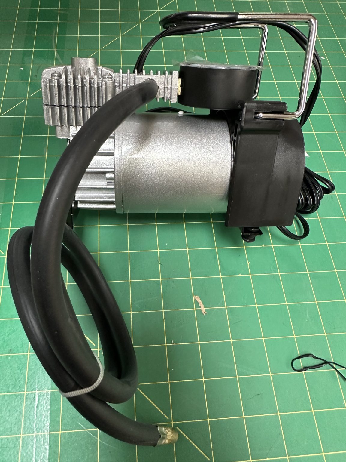 20012006 Dodge Sprinter Van Air Suspension Air Bag Kit w/ Compressor