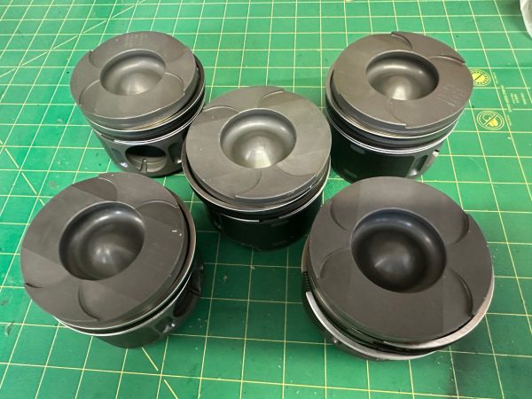 T1N 2004-2006 Sprinter Van 2.7L Engine Piston & Rings Kit  | Std. Kit - Image 2