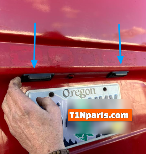 T1N 2001-2006 Dodge Sprinter Van Genuine Mercedes License Plate Light / Lamp Mounting and LED Conversion Kit - Image 2